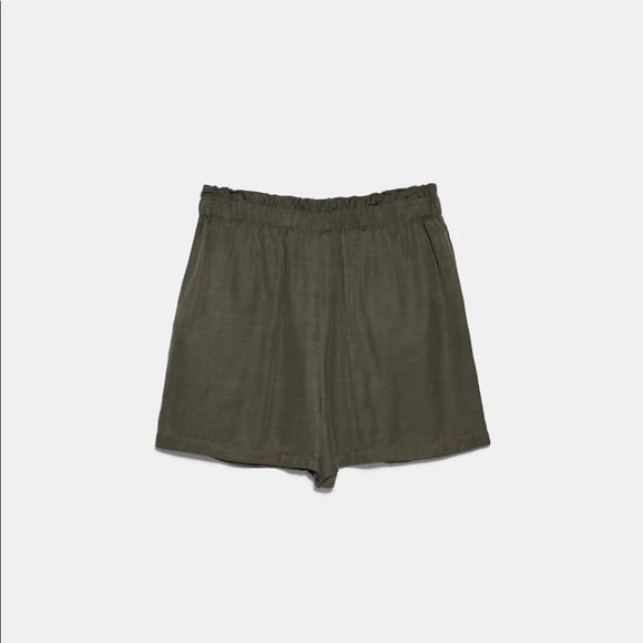 🆕 ZARA Drawstring Paperbag Shorts - Picture 3 of 3